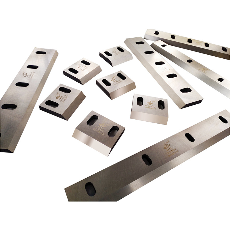 1.Crusher Blades.jpg